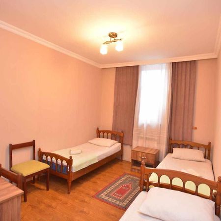 Hotel Nikea Paradiso Kutaiszi Kültér fotó