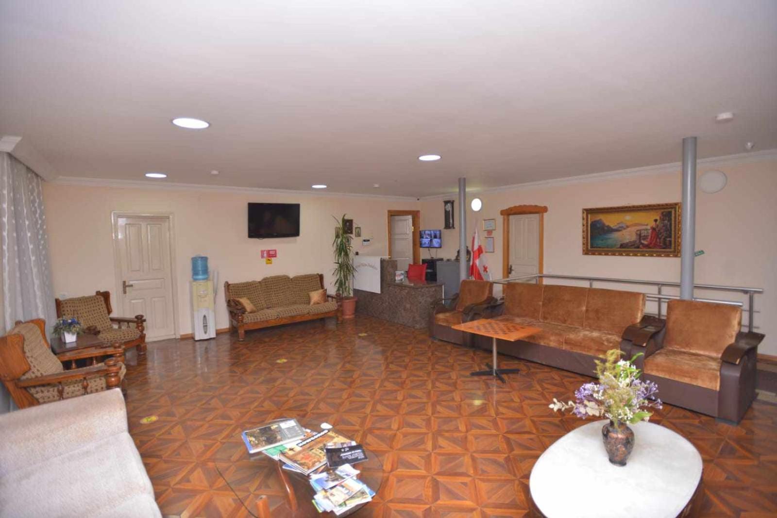 Hotel Nikea Paradiso Kutaiszi Kültér fotó