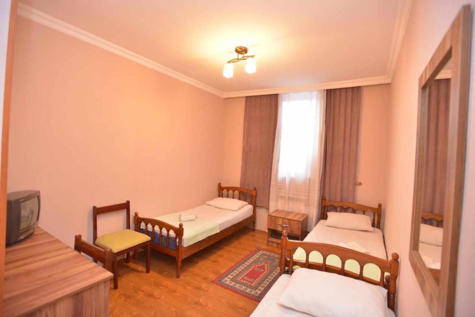 Hotel Nikea Paradiso Kutaiszi Kültér fotó